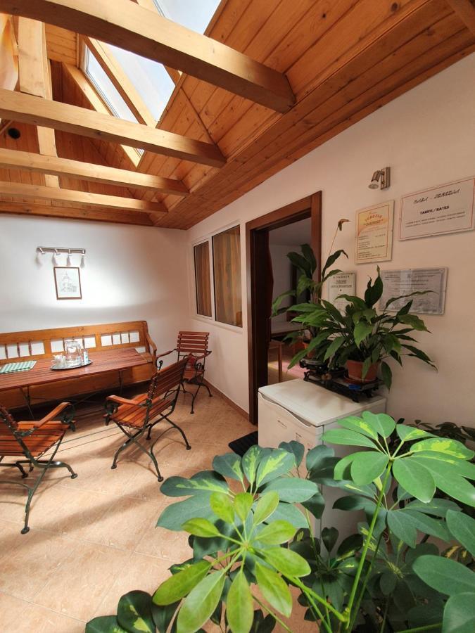 מלון בראשוב Casa Terezia מראה חיצוני תמונה