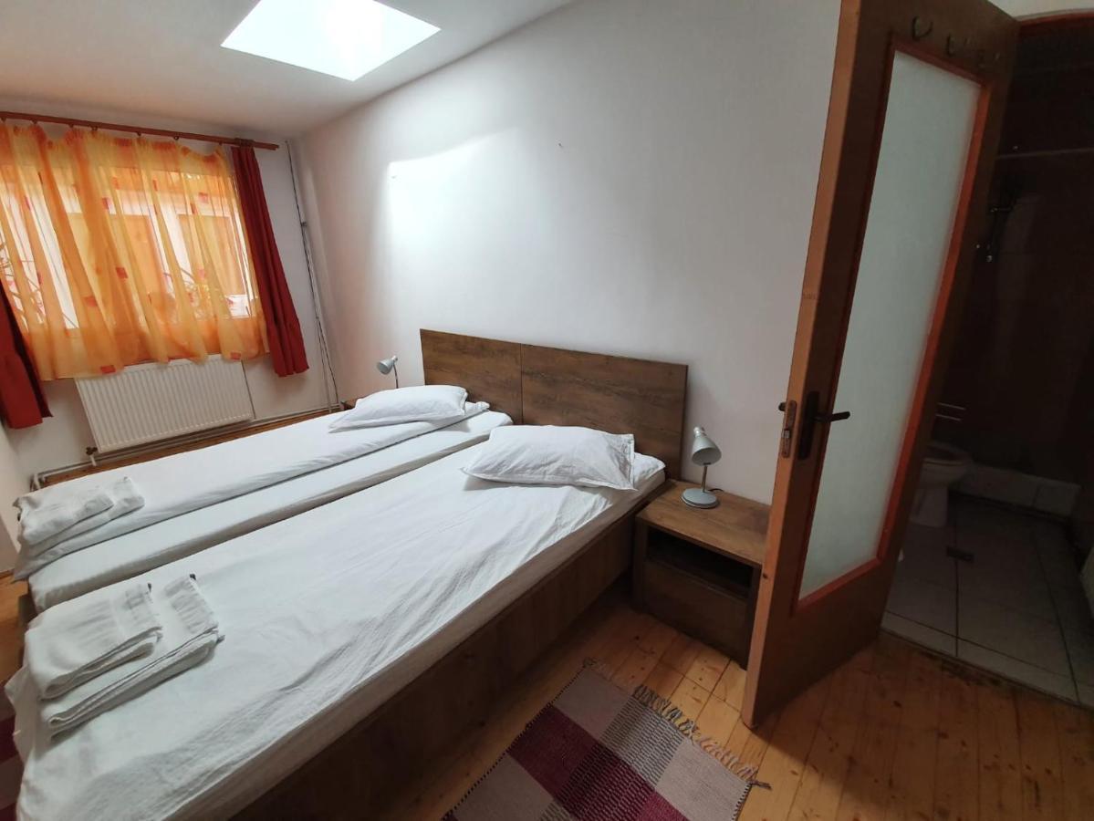 מלון בראשוב Casa Terezia מראה חיצוני תמונה